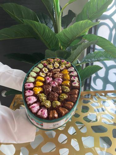 صينية اليوم الوطني ملكي خاض متعدد النكهات