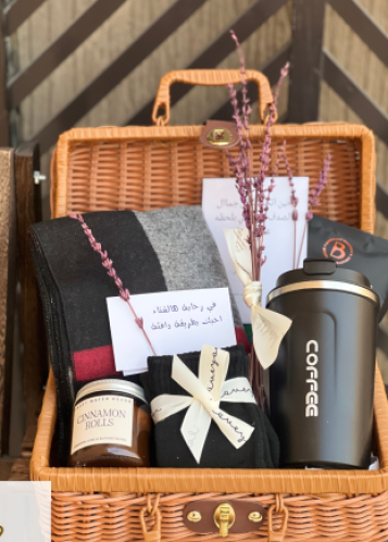 هدية شتوية لطيفة – دفء وأناقة تناسب الجميع