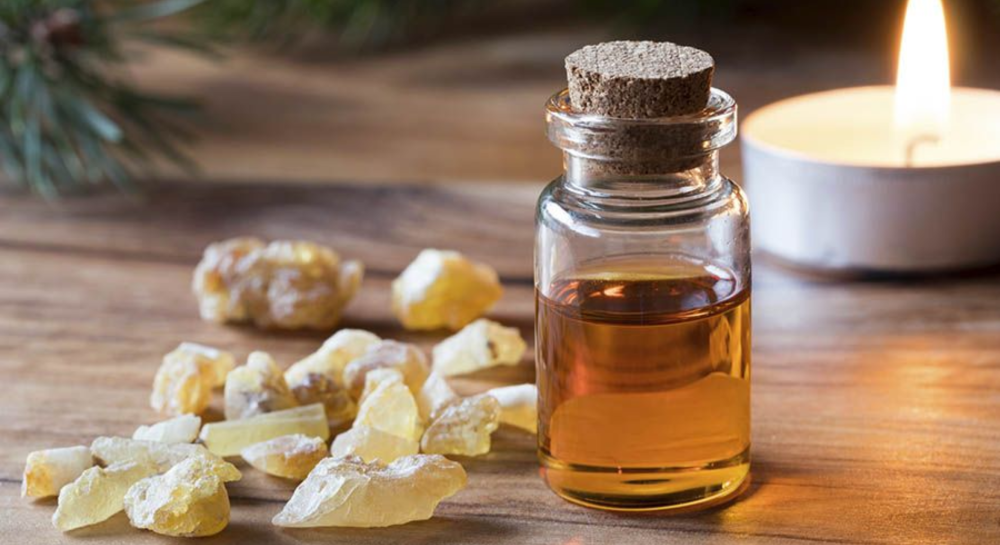 الروائح الشرقية: تاريخ وعراقة في صناعة البخور والزيوت العطرية