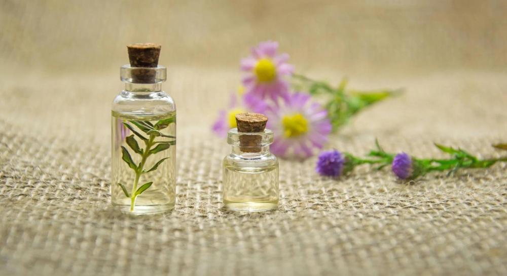 كيفية التعطير المنزلي باستخدام الزيوت العطرية