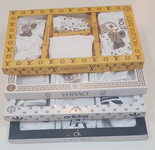 اطقم مواليد مميزة (عدة قطع)