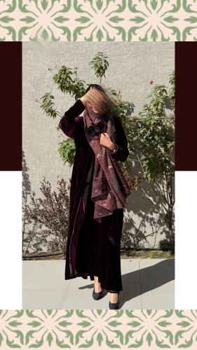 مخمل عنابي مع طرحة كشمير