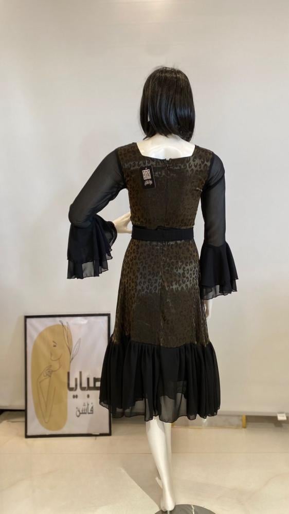 فستان برنت بأكمام منفوشة