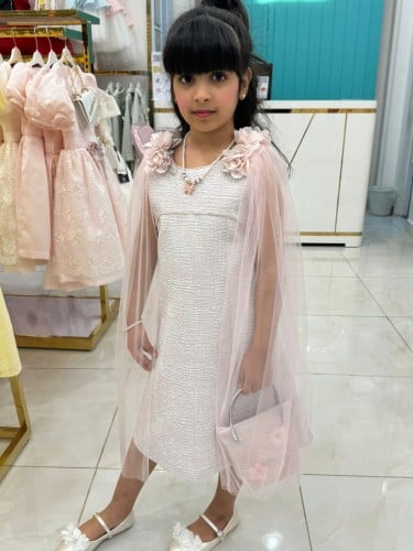 فستان بقصة مميزة + شنطة