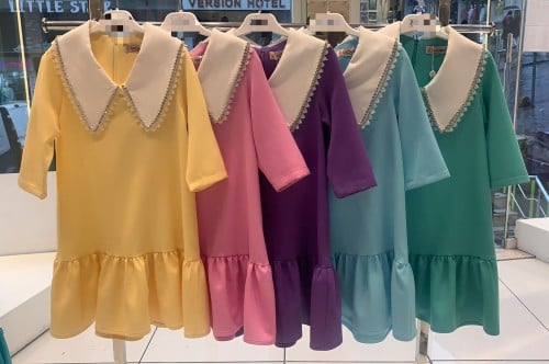 فستان بياقة