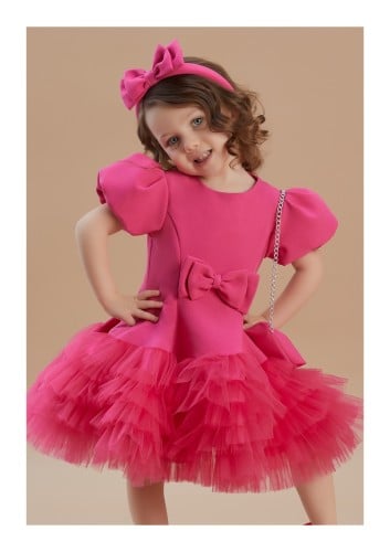 فستان فوشي بطرف تل + طوق + شنطة