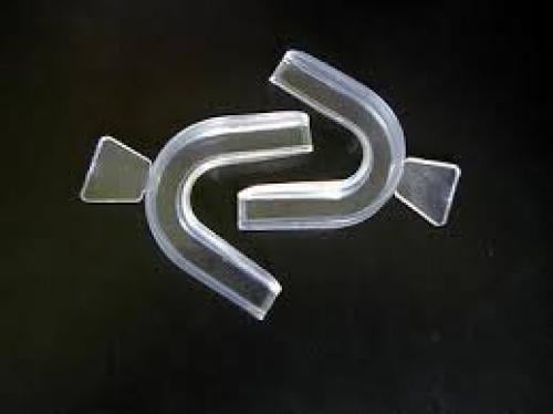 Tray for teeth whitening