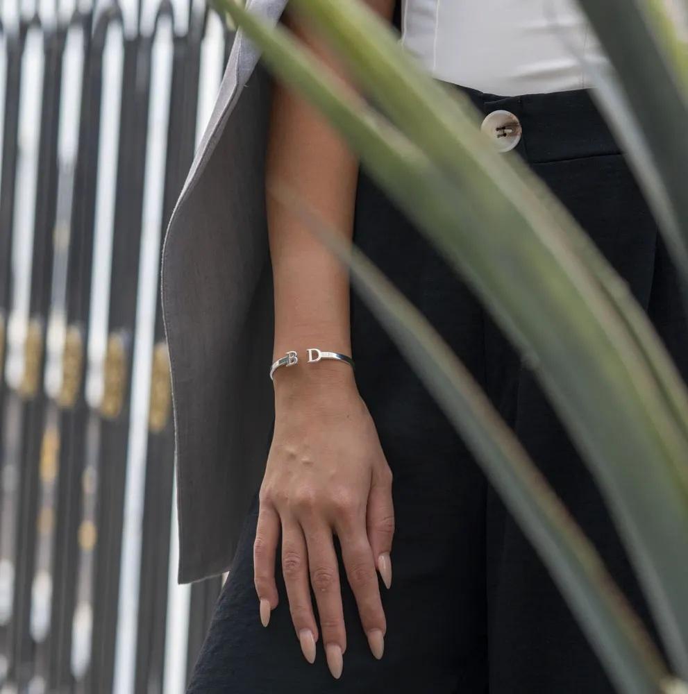 اسواره حروفكم بتصميم مميز