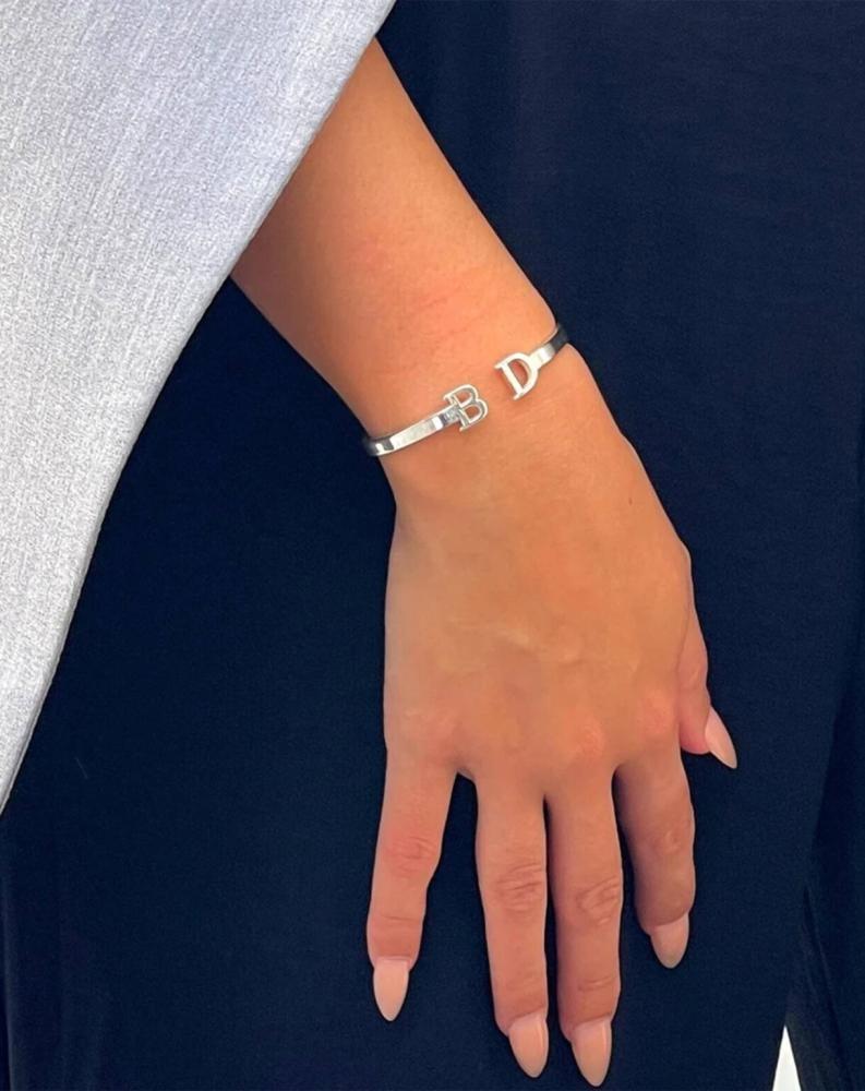 اسواره حروفكم بتصميم مميز