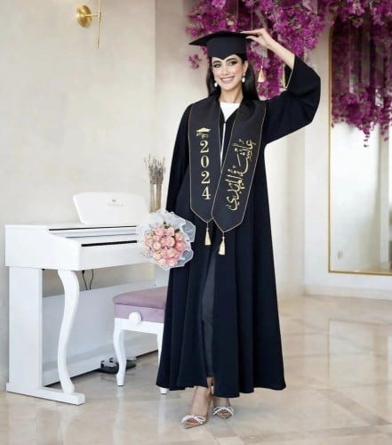 عبايات تخرج
