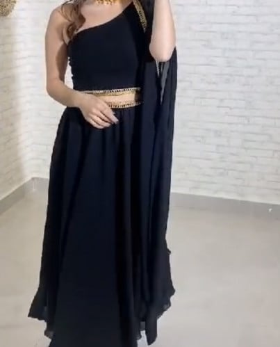 فستان اسود شيفون