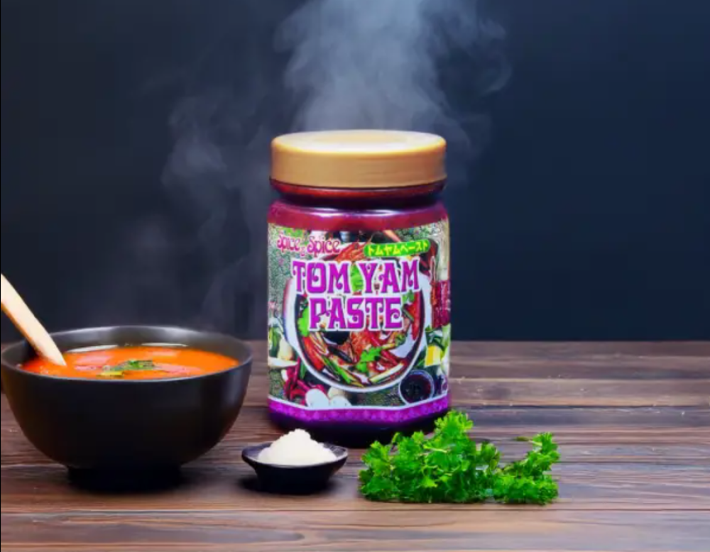 معجون توم يم الياباني