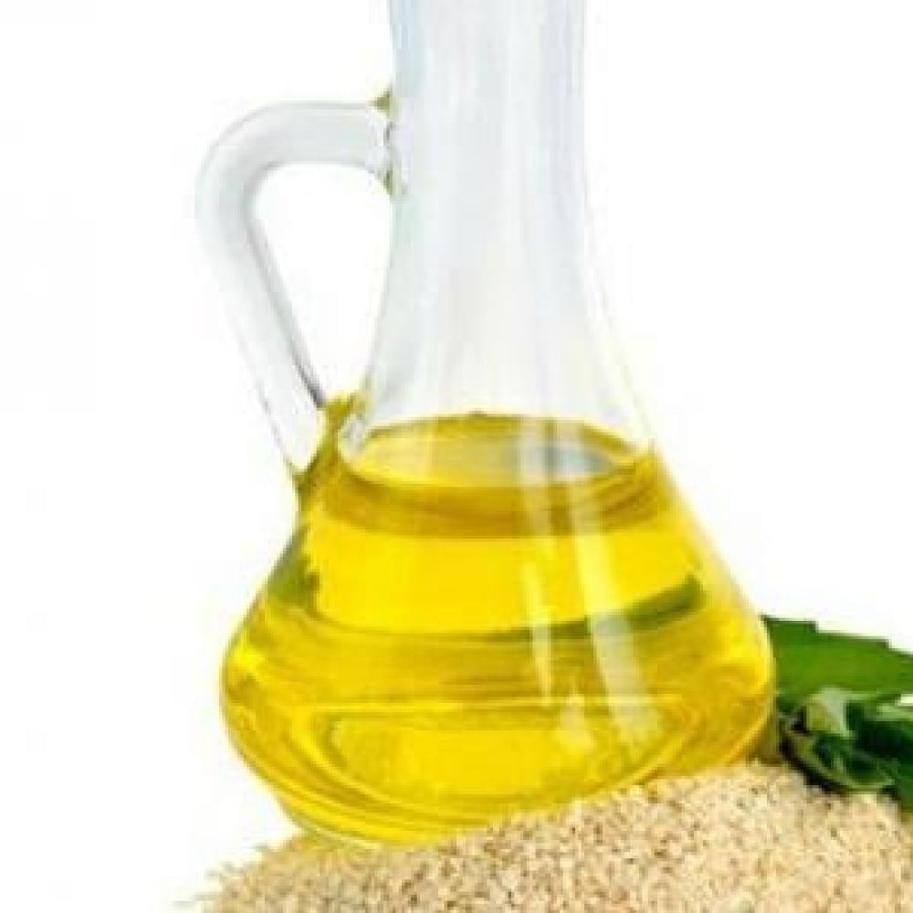 فوائد زيت السمسم للبشرة قبل النوم