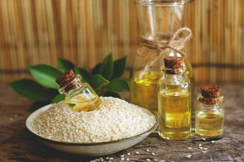 فوائد زيت السمسم والأحماض الدهنية