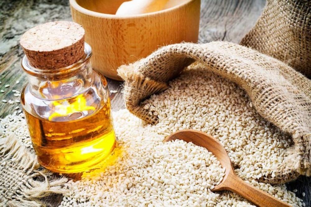 زيت سمسم عضوي من إنتاج محلي