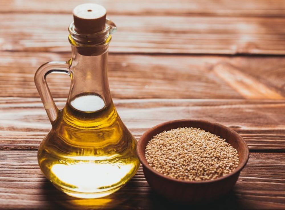 زيت السمسم (Sesame Oil) القيمة الغذائية لزيت السمسم