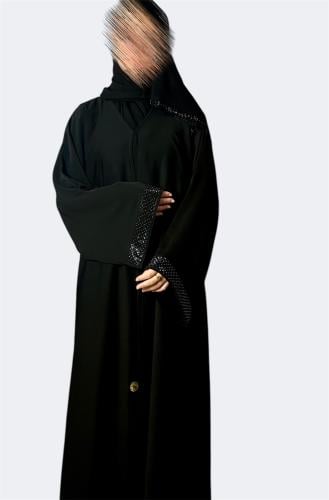 عباية بطرحة ناهى
