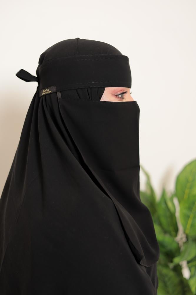 Long Bahraini Niqab 2 Japanese