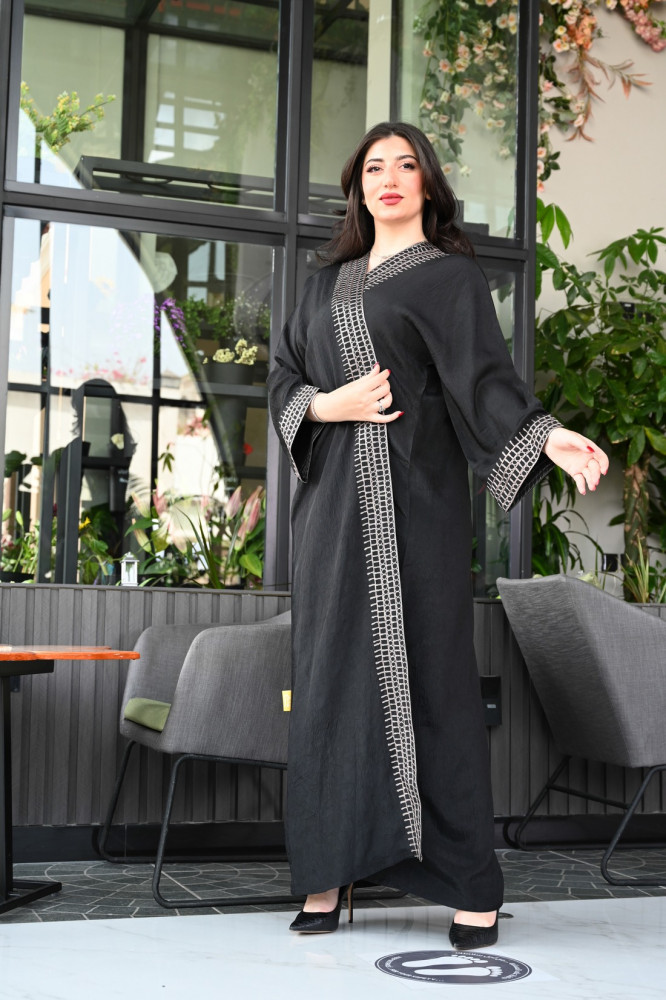 Arabic abaya shop designs 2018