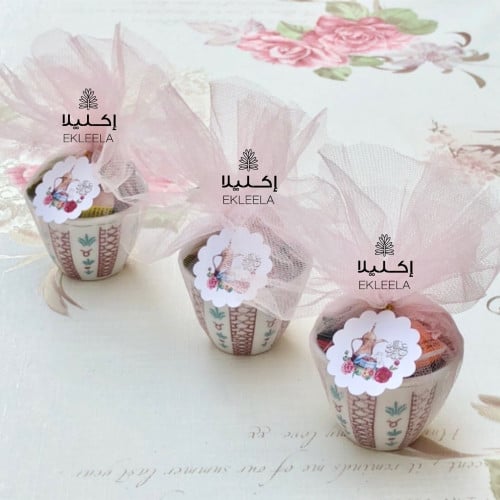 توزيعات فناجين سيراميك بنقوش شعبيه /عيديات / عيدية كبار  ( 12 فنجان )