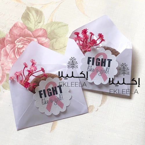 توزيعات ميني ظروف مع ثيم توعيه بسرطان الثدي  ( 12 ظرف )