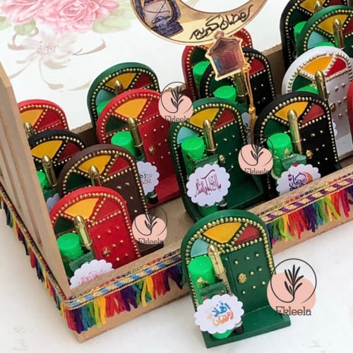 توزيعات العيد و رمضان /عيديات للكبار / توزيعات العيد / عيديات / عيديه ( 15 قطعه )