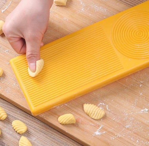 قالب صنع وتشكيل البيتفور و المعجنات والمكرونه ( قطعه واحده )