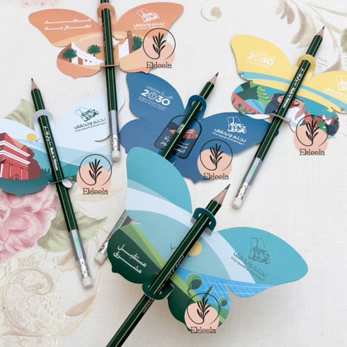 توزيعات اقلام الرصاص بثيم منوع لليوم الوطني ( 12 قطعه )