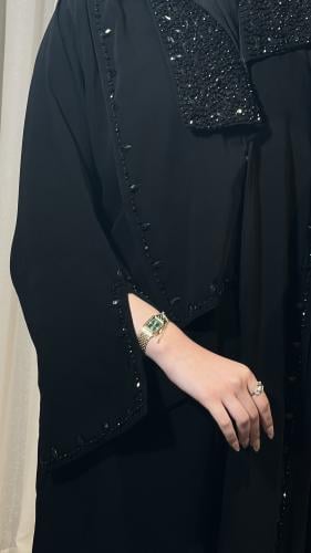 عباية كرستال اسود