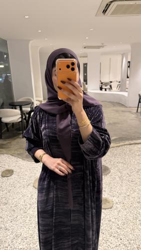 مخمل بنفسجي