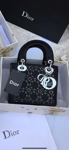 DIOR