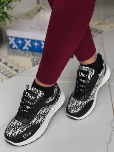 DIOR