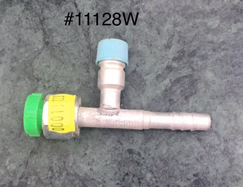 CONNECTOR 3-8 180D FEMALE O-RING WITH R134 CHARGING VALVE No 11128W