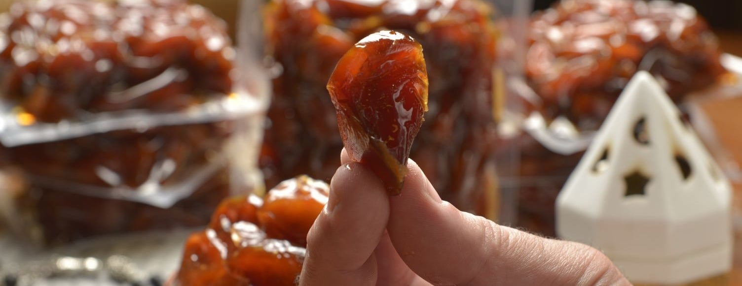 Nora Dates image-slider-4