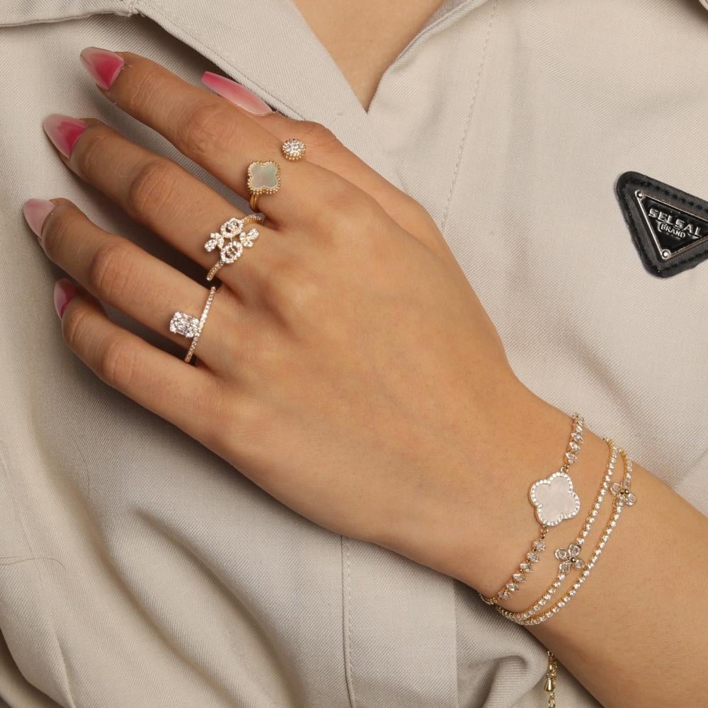 طقم اساور و خواتم