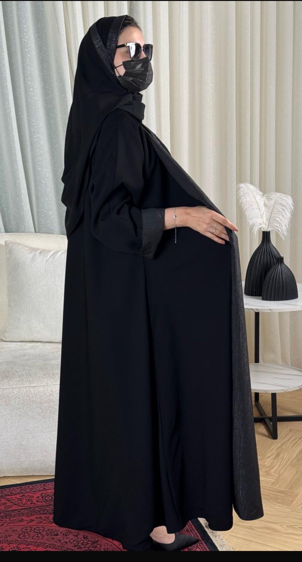 عبايات ياقة