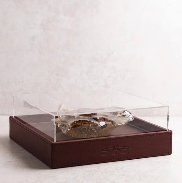 مورانو بقاعدة جلد (بدون تشوكوليت)