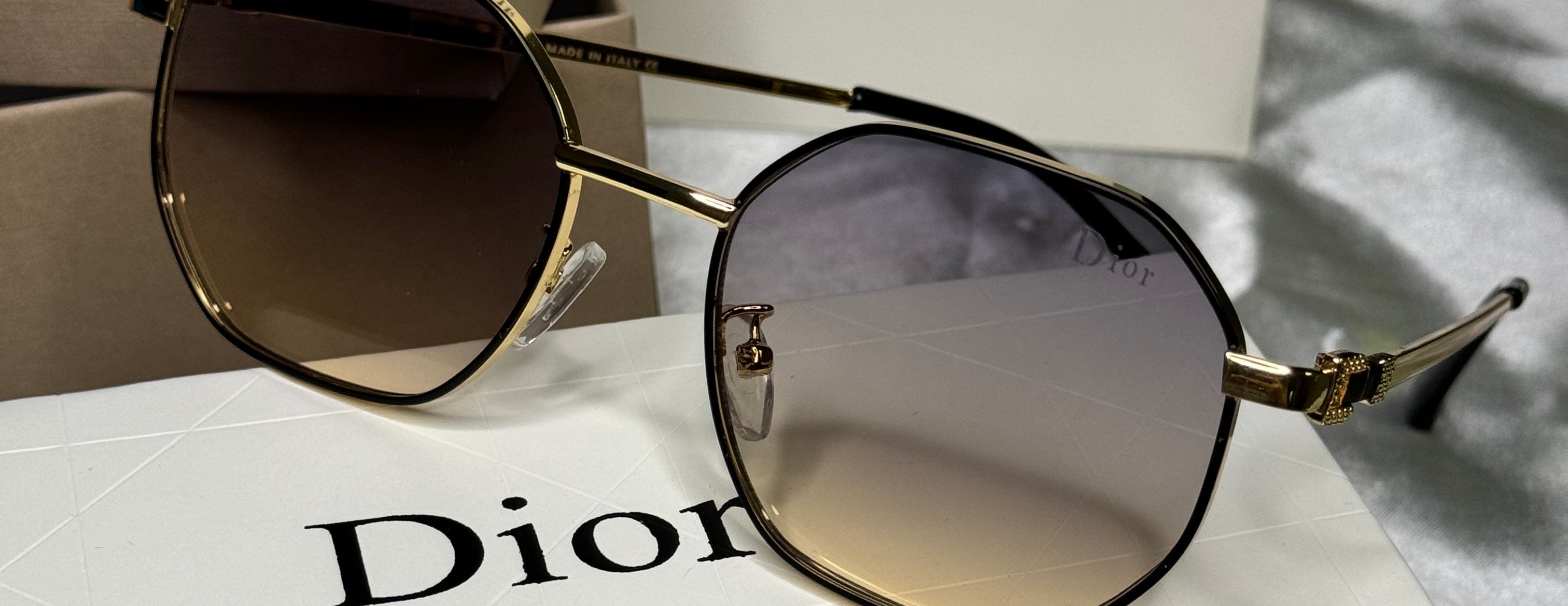 roz8_98 image-slider-1