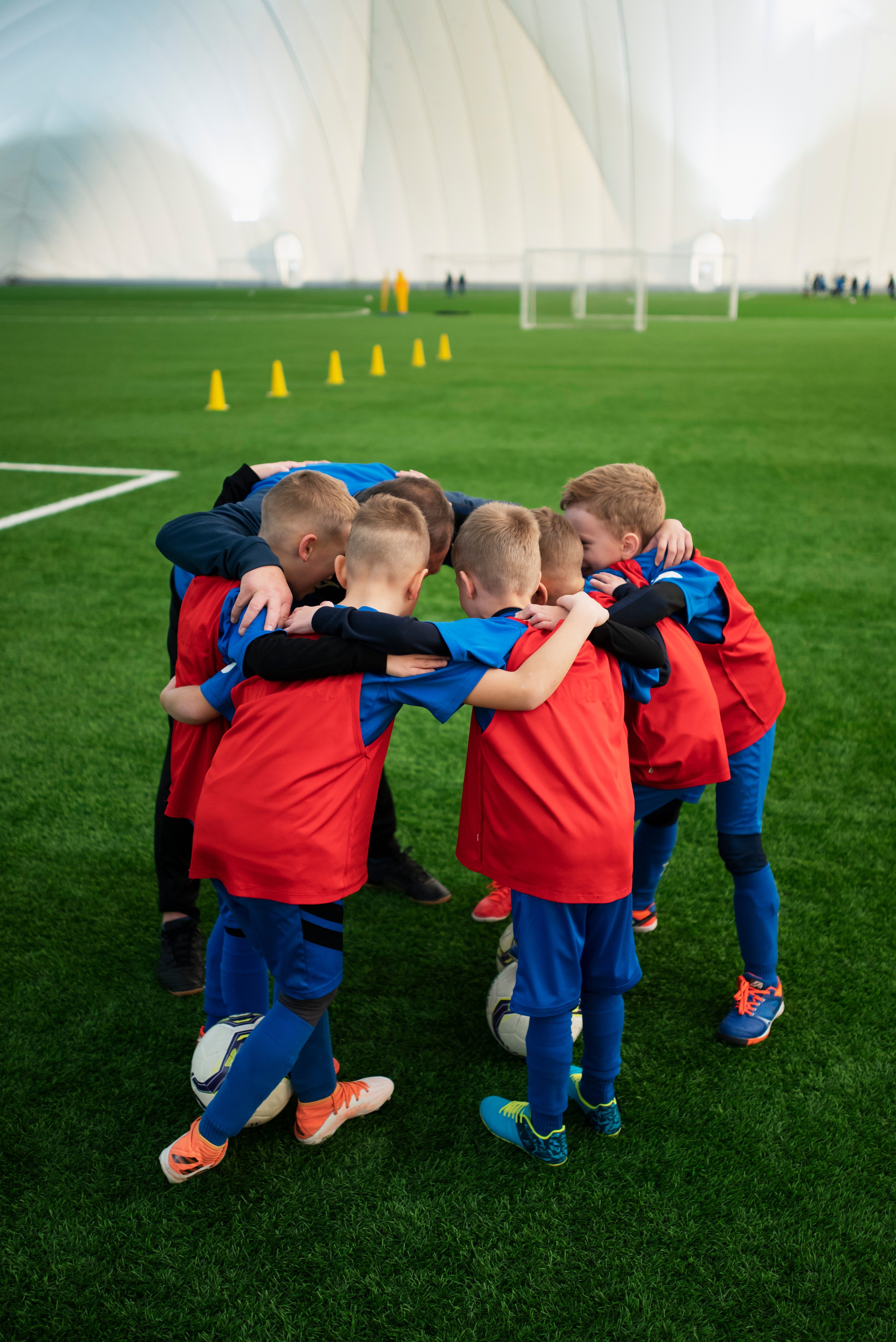 SPORTS CAMP INT