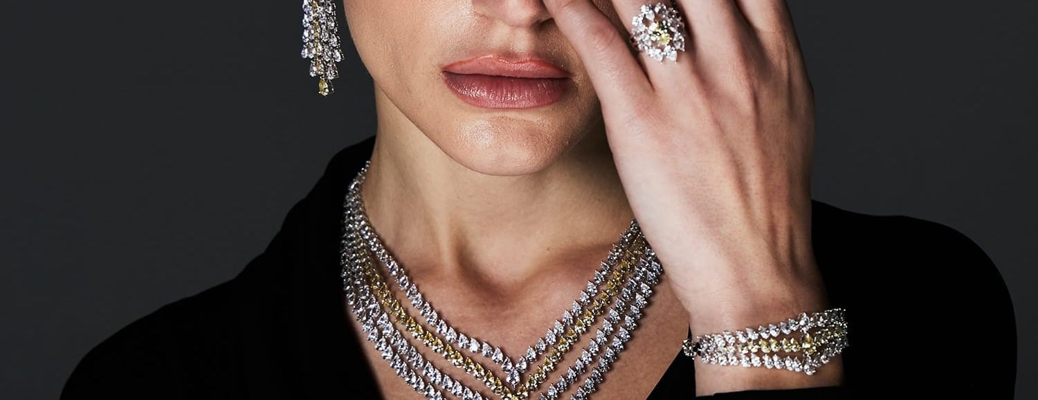 مجوهرات إلينورا للحلي والأحجار الكريمة image-slider-4