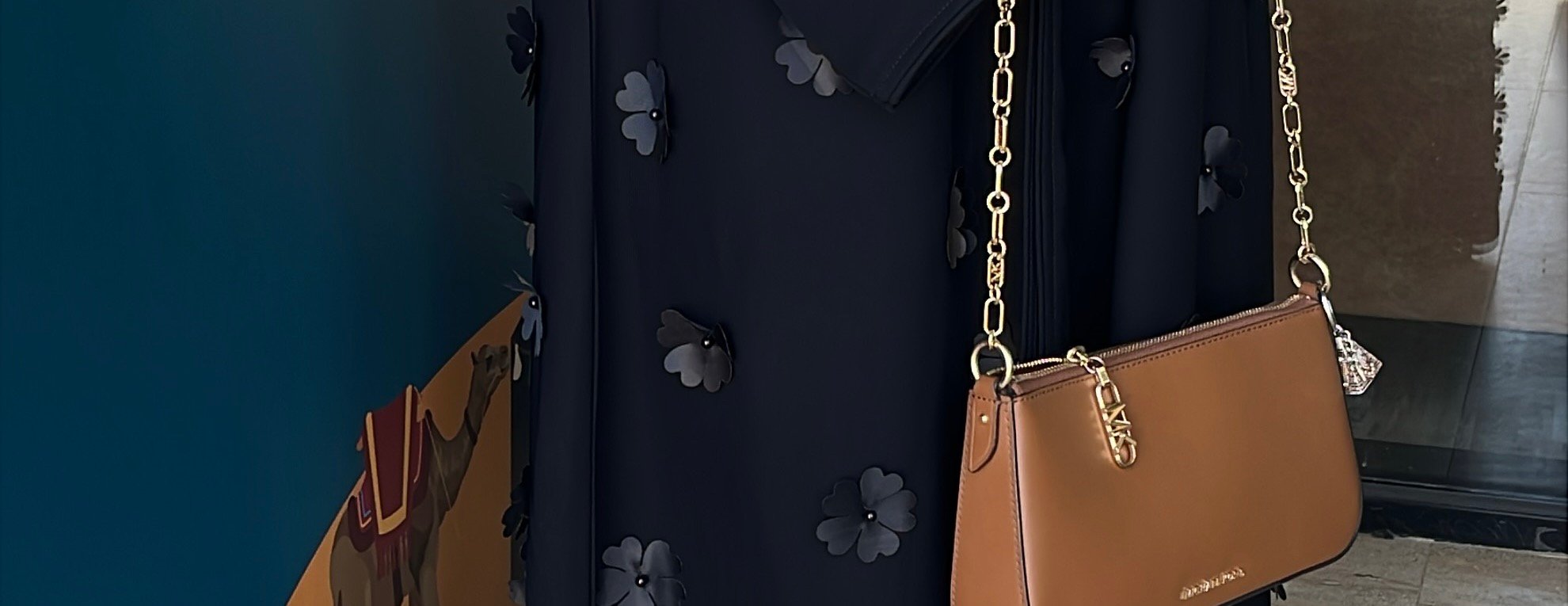 كنزى عباية image-slider-3