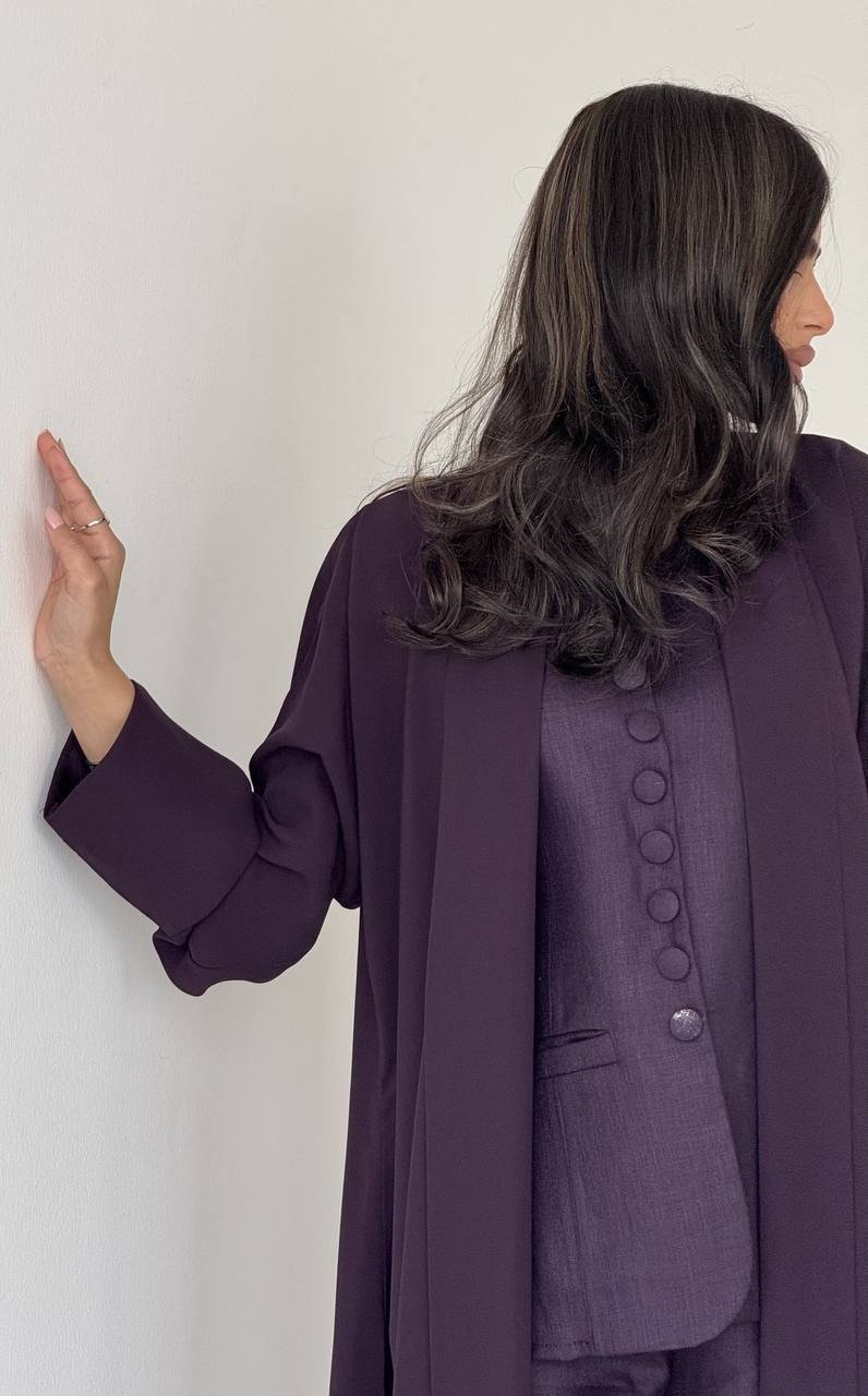 نيو لاين (تحت العباية)