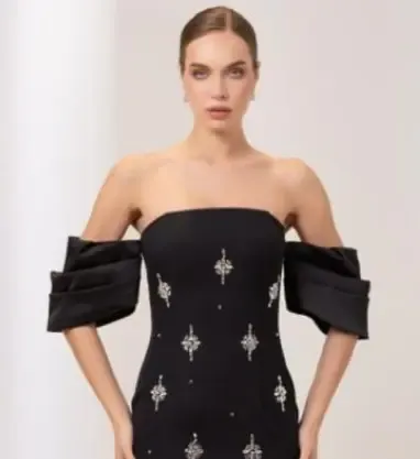 فساتين نسائية