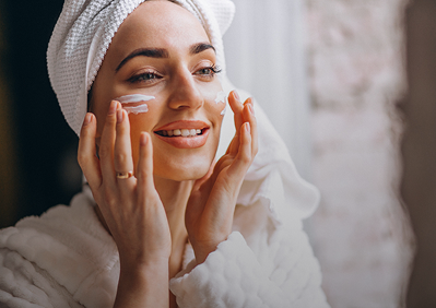 العناية بالبشرة