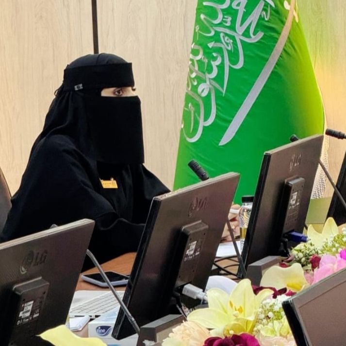 أ. فاطمة العبيدي - مدير تنفيذي لمركز عطاء للاعمال بغرفة الطائف - خبير في تحليل الأعمال والتخطيط الاستراتيجي