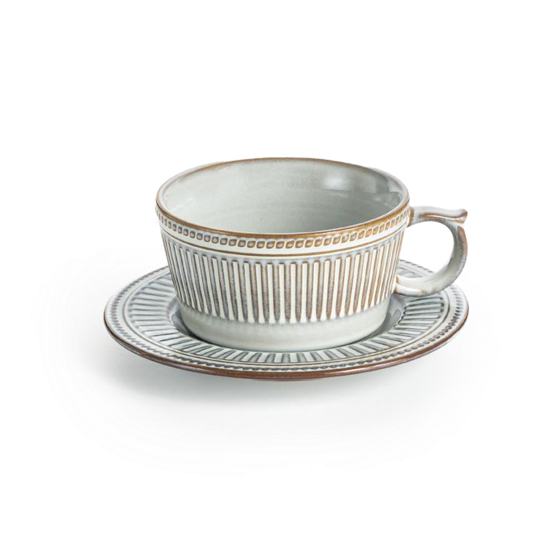 أكواب وأباريق