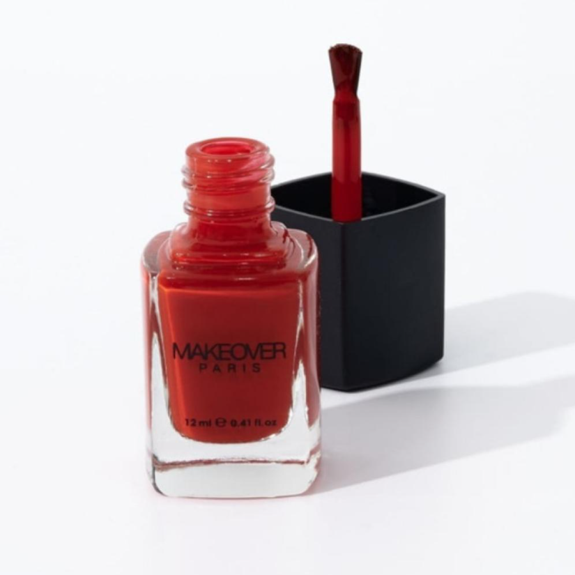 طلاء الاظافر - Make over Paris