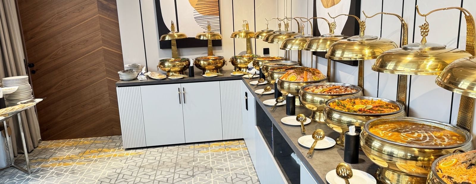 مطعم ارواد الخير اللبناني image-slider-3