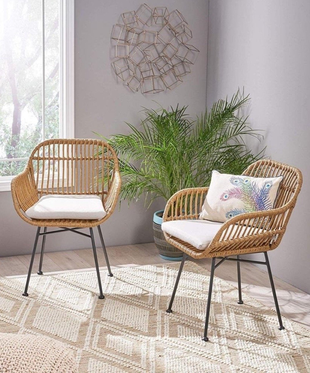 الكراسي الخارجية