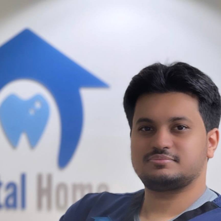 الدكتور محمد المطوف